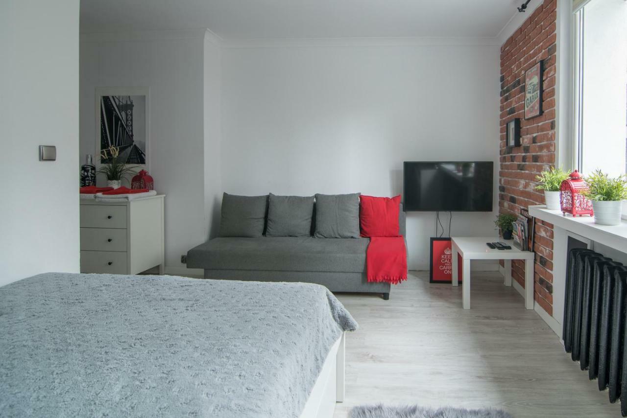The White Apartment Varşovia Exterior foto